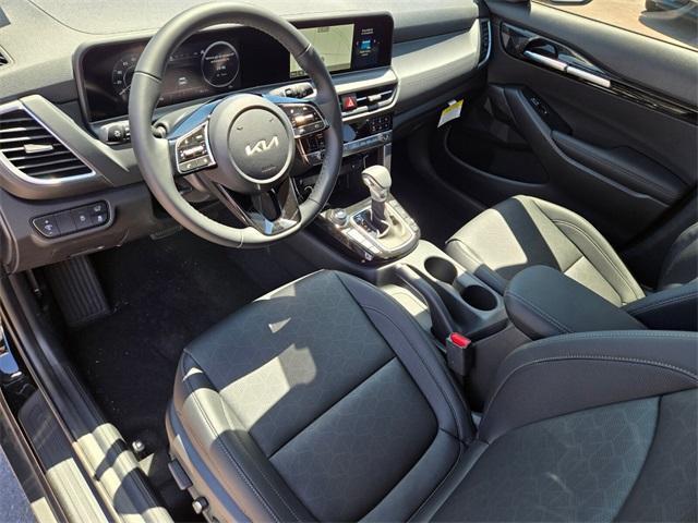 Photo of 2025 Fusion Orange Kia Seltos