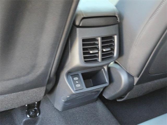 Photo of 2025 Fusion Orange Kia Seltos