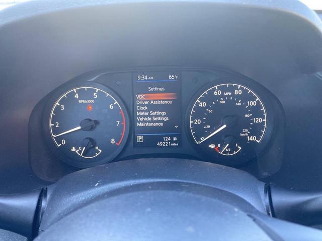 Photo of 2022 Glacier White Nissan Altima