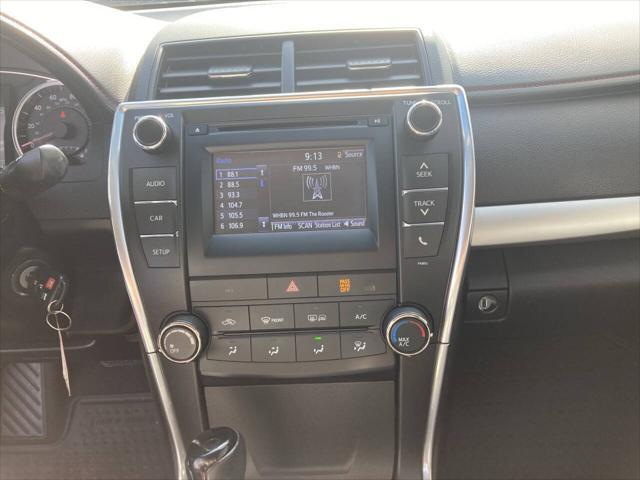 Photo of 2015 Gray Toyota Camry
