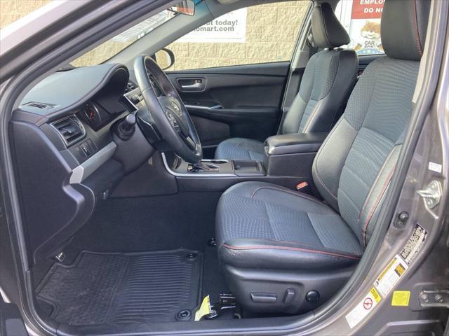 Photo of 2015 Gray Toyota Camry