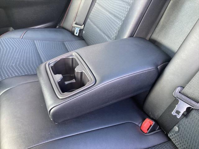 Photo of 2015 Gray Toyota Camry