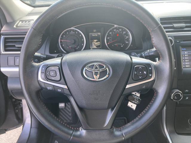 Photo of 2015 Gray Toyota Camry