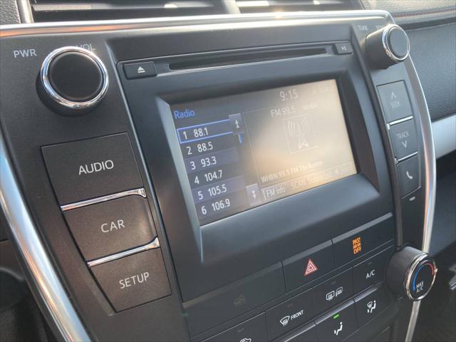 Photo of 2015 Gray Toyota Camry