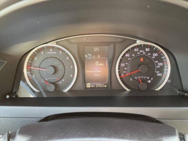 Photo of 2015 Gray Toyota Camry