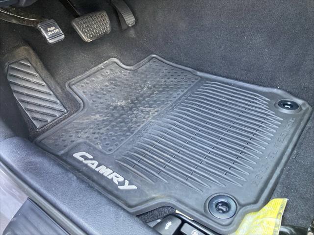 Photo of 2015 Gray Toyota Camry
