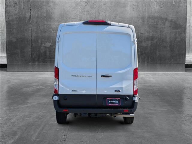 Photo of 2025 Oxford White Ford Transit-250