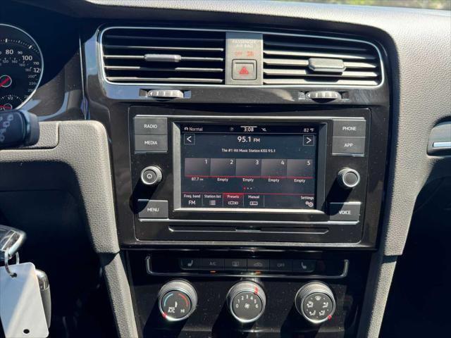 Photo of 2021 Deep Black Pearl Volkswagen Golf GTI