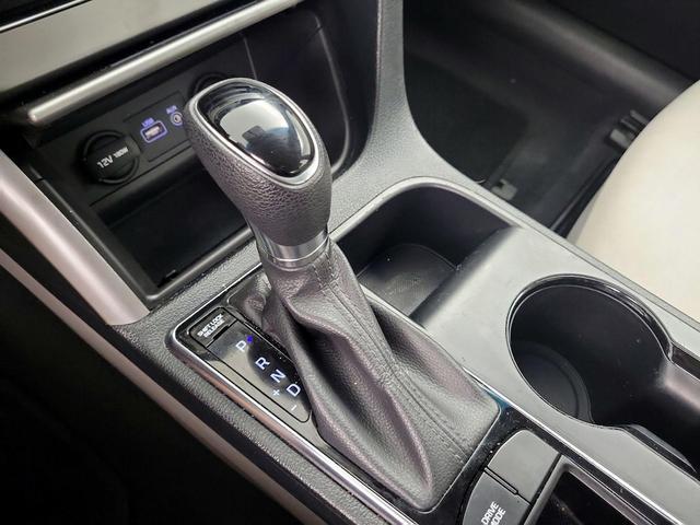 Photo of 2017 Gray Hyundai SONATA