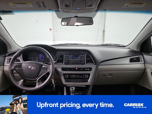 Photo of 2017 Gray Hyundai SONATA