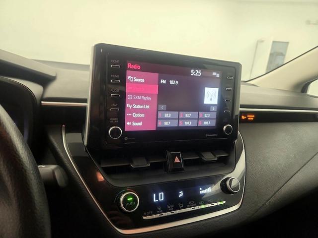 Photo of 2021 Gray Toyota Corolla