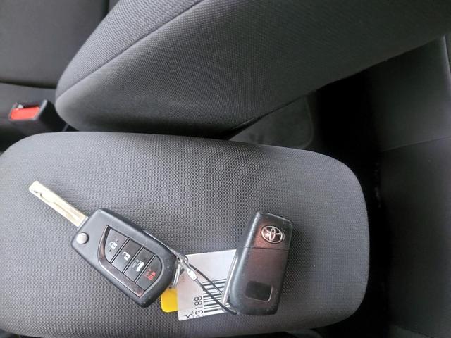 Photo of 2021 Gray Toyota Corolla