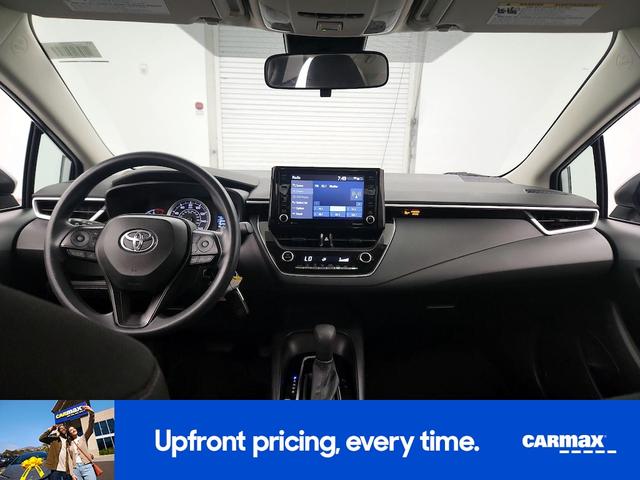 Photo of 2022 Silver Toyota Corolla