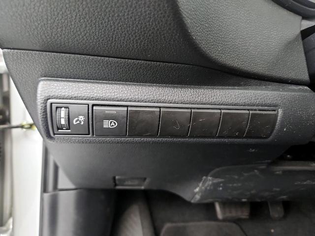 Photo of 2022 Silver Toyota Corolla