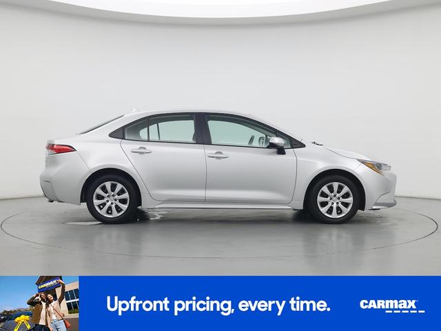Photo of 2022 Silver Toyota Corolla