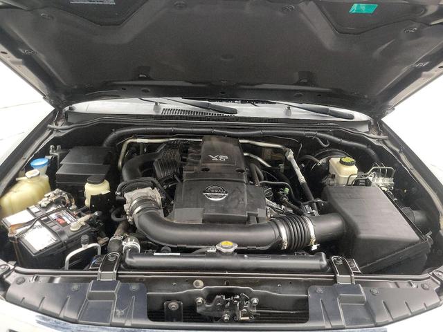 Photo of 2016 Gray Nissan Frontier