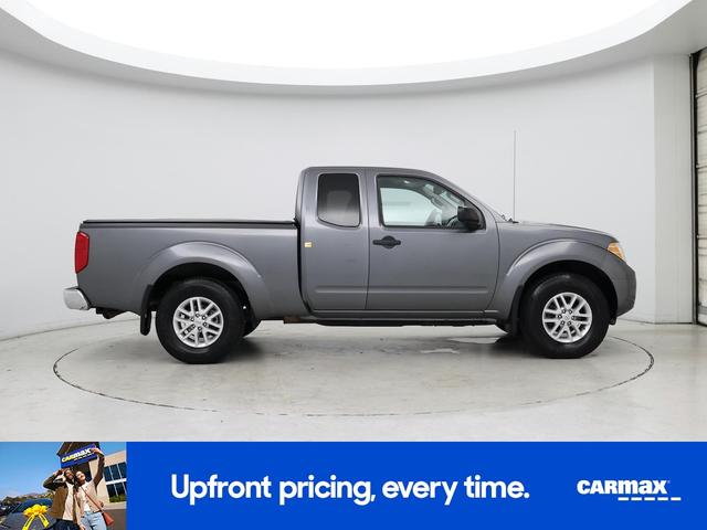 Photo of 2016 Gray Nissan Frontier