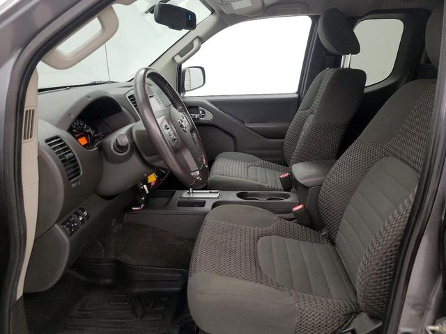 Photo of 2016 Gray Nissan Frontier