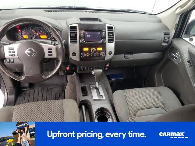 Photo of 2016 Gray Nissan Frontier