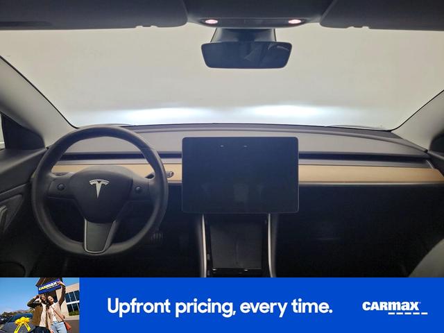 Photo of 2020 Blue Tesla Model 3