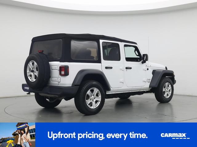 Photo of 2018 White Jeep Wrangler