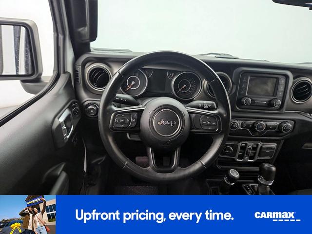 Photo of 2018 White Jeep Wrangler