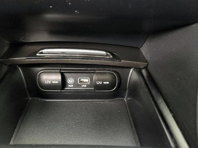 Photo of 2019 White Kia Optima