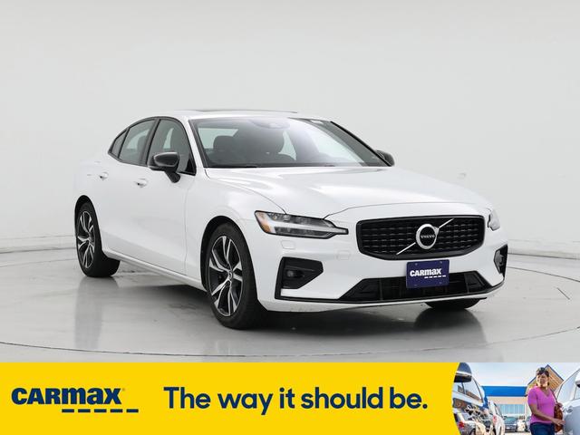 2022 Volvo S60