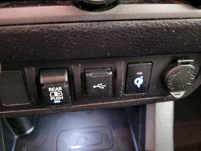 Photo of 2021 Silver Toyota Tacoma