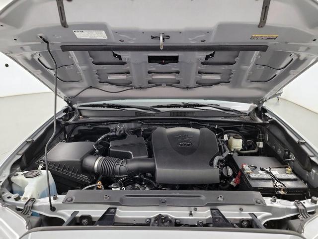 Photo of 2021 Silver Toyota Tacoma