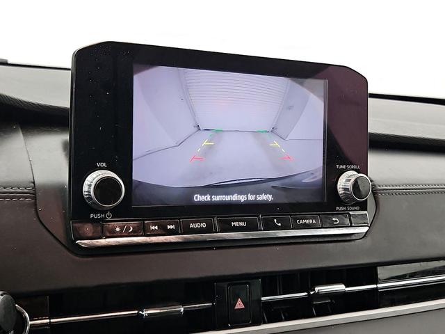 Photo of 2023 Black Mitsubishi Outlander
