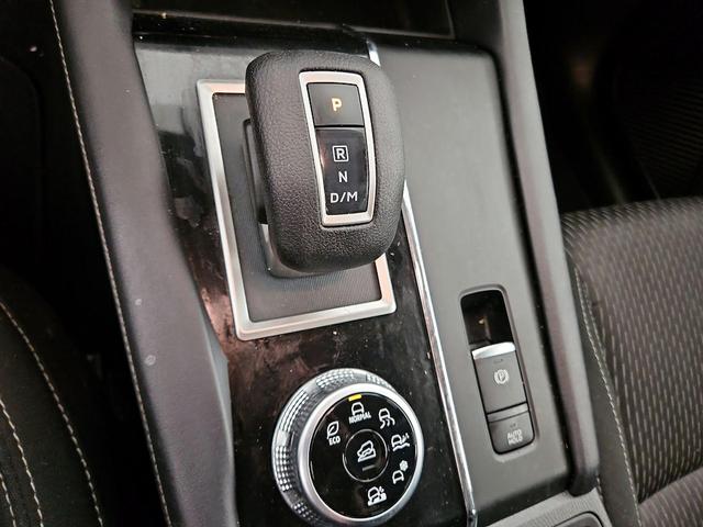 Photo of 2023 Black Mitsubishi Outlander