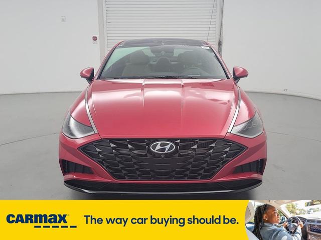 Photo of 2021 Red Hyundai SONATA