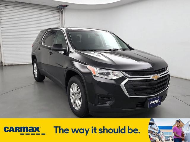 Photo of 2021 Black Chevrolet Traverse