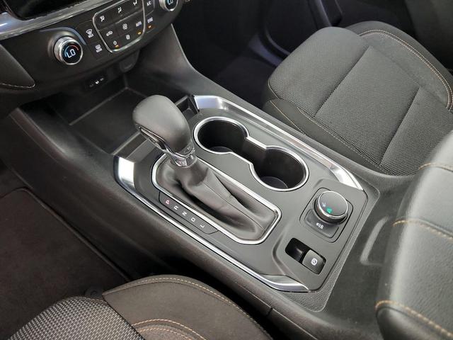 Photo of 2021 Black Chevrolet Traverse