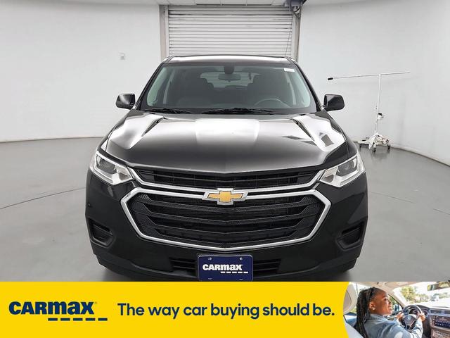 Photo of 2021 Black Chevrolet Traverse