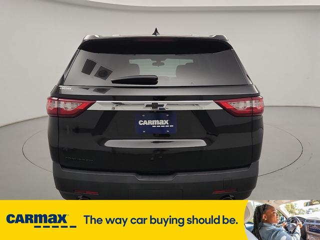 Photo of 2021 Black Chevrolet Traverse