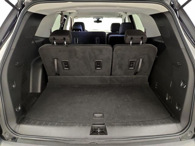 Photo of 2021 Black Chevrolet Traverse