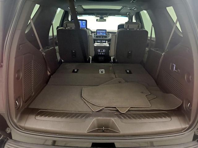 Photo of 2021 Black GMC Yukon