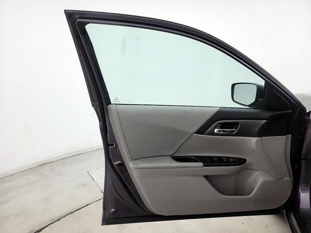 Photo of 2014 Gray Honda Accord