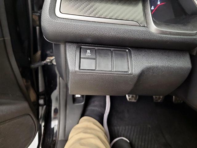 Photo of 2018 Black Honda Civic