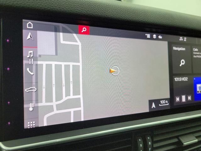 Photo of 2021 White Porsche Cayenne