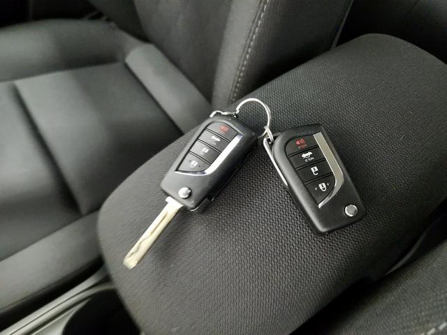 Photo of 2024 White Toyota Corolla