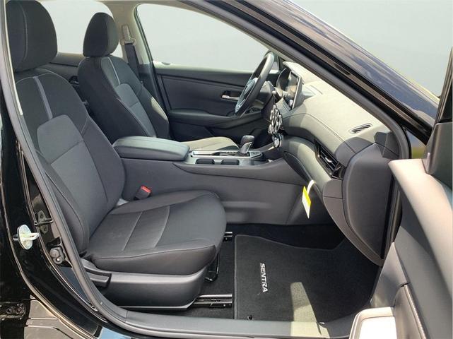 Photo of 2025 Super Black Nissan Sentra