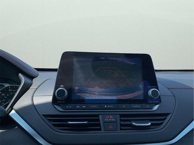 Photo of 2022 Gun Metallic Nissan Altima