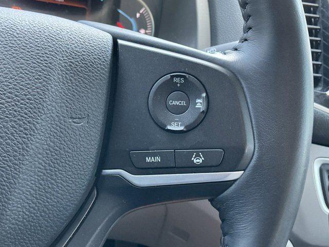 Photo of 2019 Lunar Silver Metallic Honda Pilot