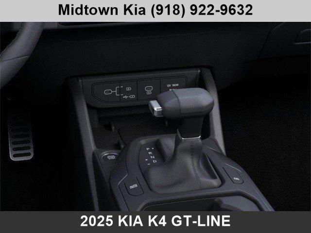 Photo of 2025 Aurora Black Pearl Kia K4
