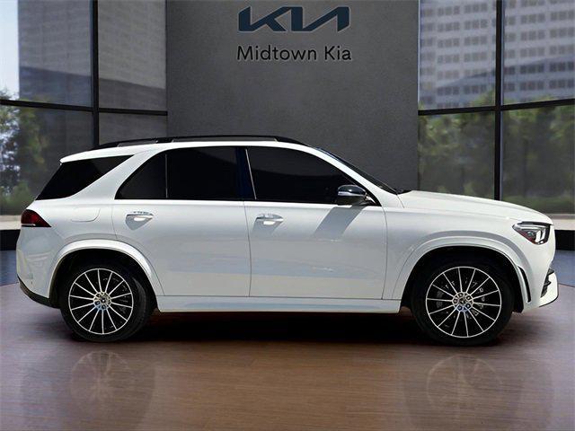 Photo of 2022 Polar White Mercedes-Benz GLE 350