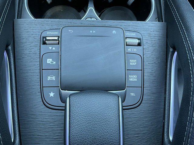 Photo of 2022 Polar White Mercedes-Benz GLE 350