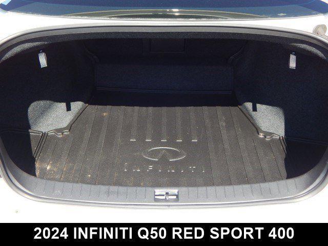 Photo of 2024 Majestic White INFINITI Q50